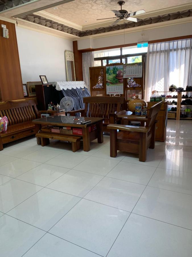Niuge Minsu Homestay Yuli Exteriör bild